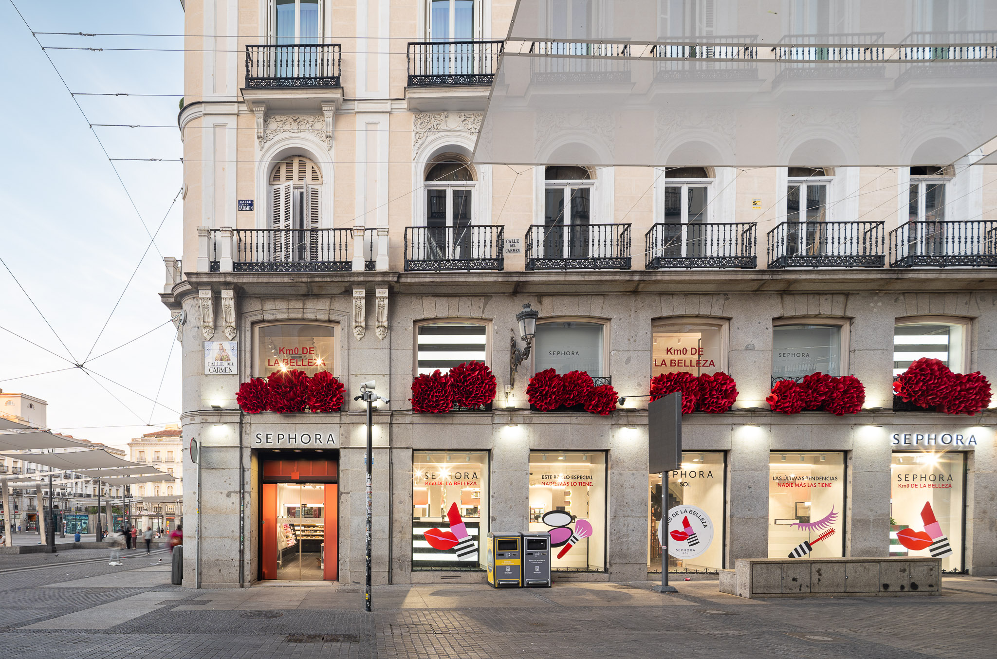 Sephora estrena nueva imagen en Sol -y sí, va a ser difícil entrar “solo a mirar”